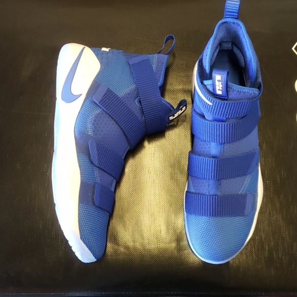 lebron soldier 11 royal blue